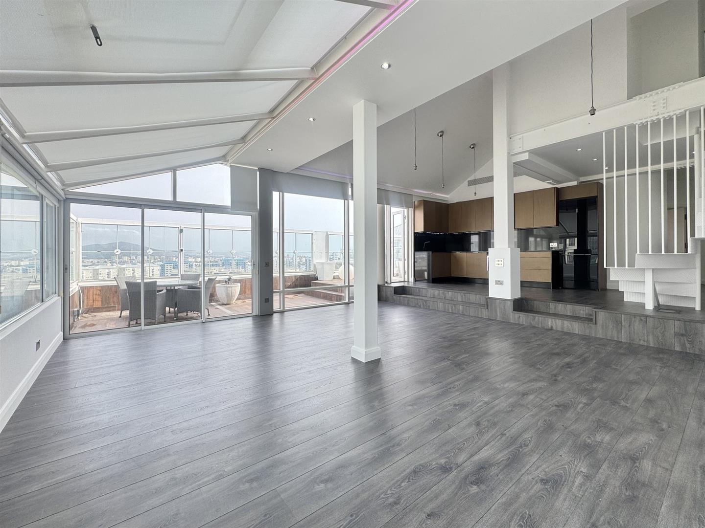 Image of Apartment - 3 Bedrooms - 2 Bathrooms for Sale in Eurotowers-Gibraltar, Image 1